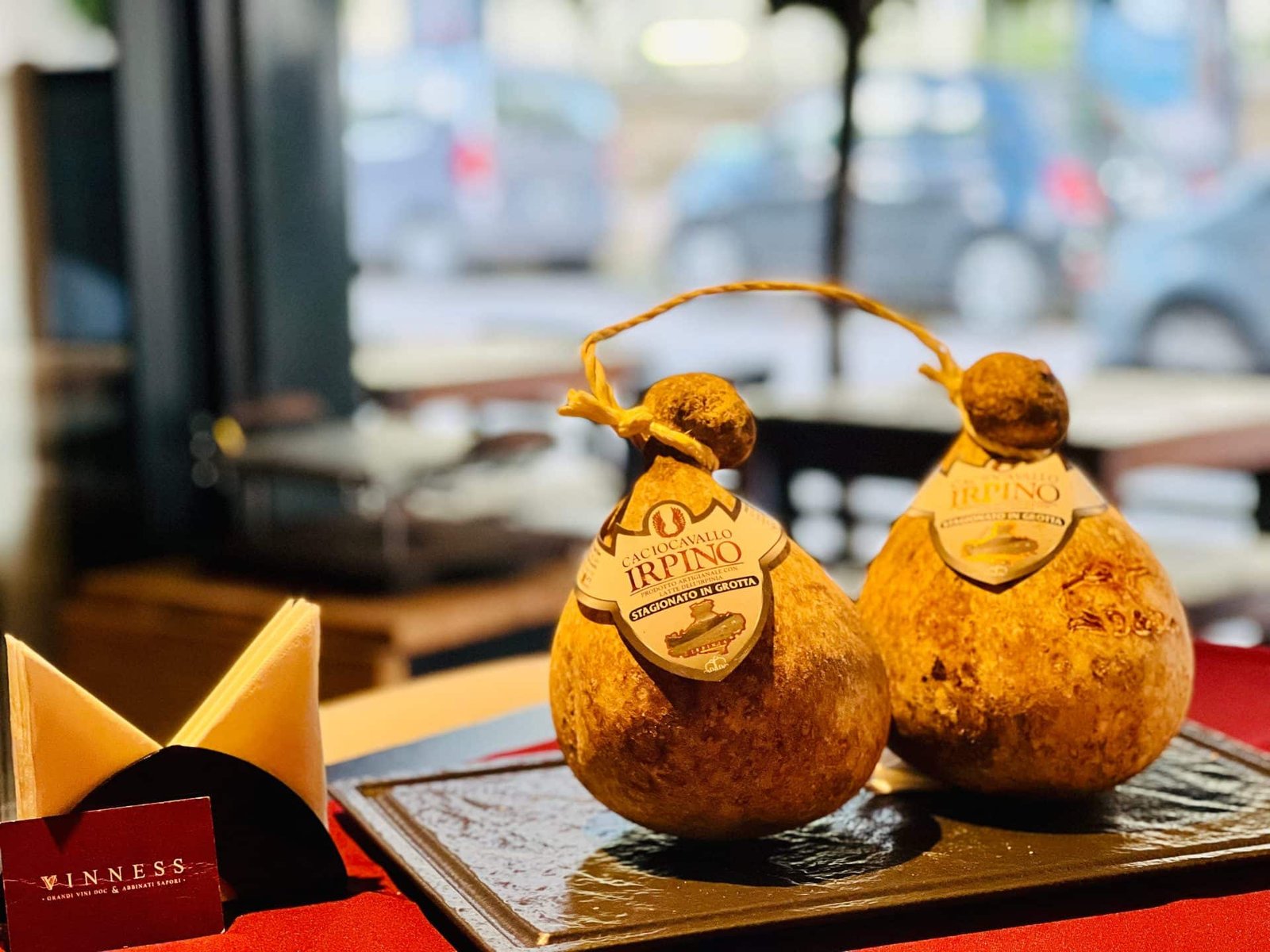 Caciocavallo Irpino, tutto il buono del latte.