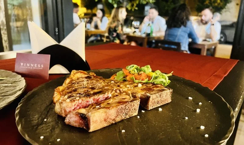 Tagliata di Scottona, dolcezza che si scioglie in bocca.