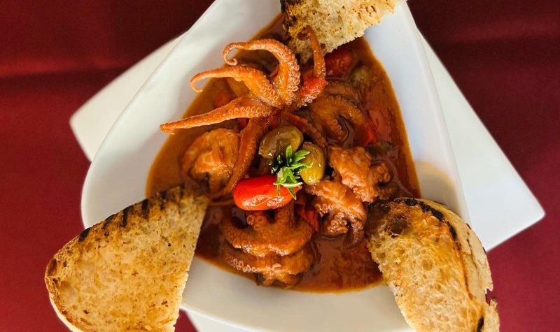 Polpo alla Luciana Polpo alla Luciana, delizia irresistibile di mare.