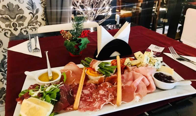 Salumi e Formaggi Grande Salumi & Formaggi grande con confetture, il maxi piacere del gusto.
